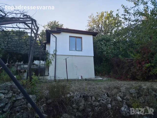 Къща със самостоятелен парцел кв. Виница, снимка 3 - Къщи - 56311232