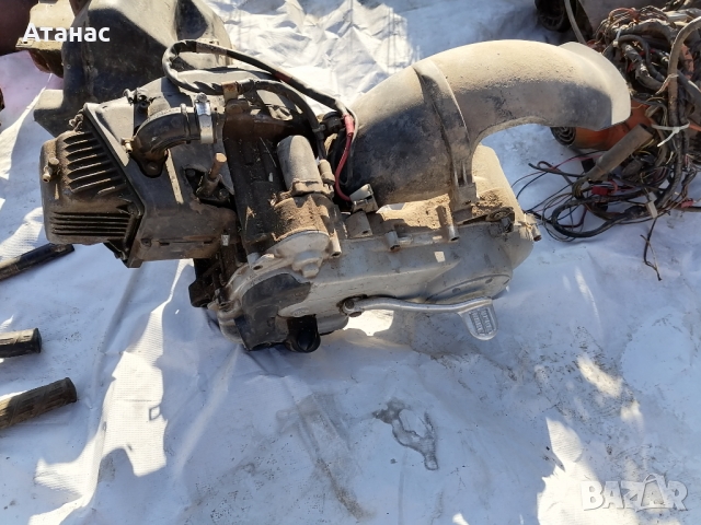 Веспа 50 4т и 50 2т, снимка 6 - Мотоциклети и мототехника - 36107083