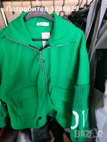 чисто ново палто универсален размер , снимка 3 - Якета - 53558070