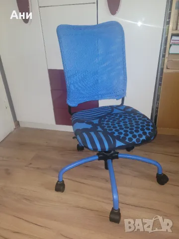 Син ученически стол