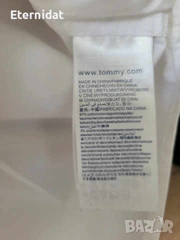 Бяла риза TOMMY HILFIGER , снимка 2 - Ризи - 51788708