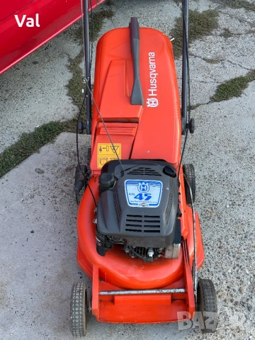 Бензинова косачка Husqvarna , снимка 2 - Градинска техника - 51771483