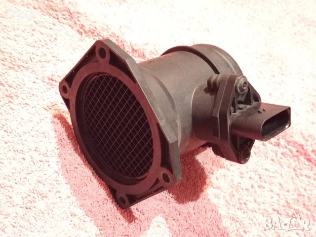 Дебитомер BOSCH за AUDI A4 A6 и VW Passat B5 - 1.8 бензин, снимка 6 - Части - 52947330