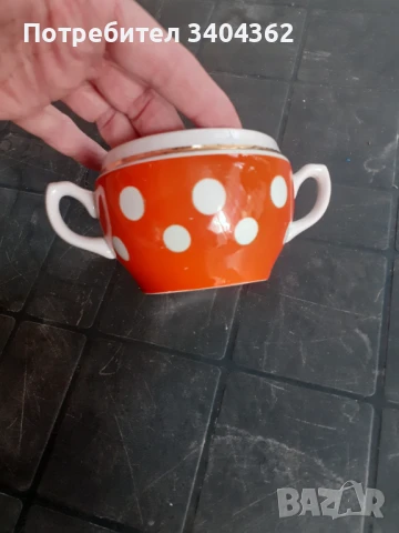 Купичка - руски порцелан с позлата, снимка 3 - Антикварни и старинни предмети - 50918500