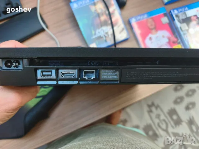 Sony PlayStation 4 Slim 1TB CUH-2216B, снимка 5 - PlayStation конзоли - 55929065