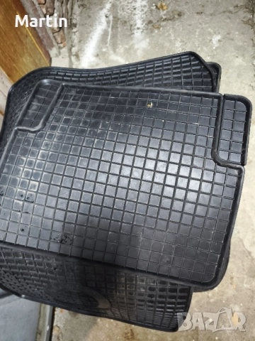 гумени стелки Хонда акорд , снимка 2 - Части - 52335232