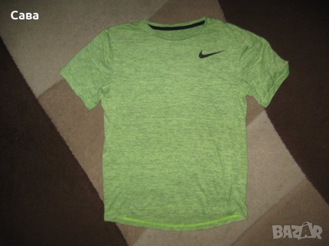 Тениска NIKE  дамска,Л, снимка 2 - Тениски - 41636827