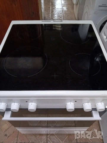 Свободно стояща печка с керамичен плот Elektrolux с две години гаранция!, снимка 7 - Печки, фурни - 52474777