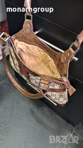 Дамска чанта, снимка 8 - Чанти - 44534259