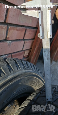 Продавам зимни гуми 215/70/16, снимка 5 - Гуми и джанти - 52848652