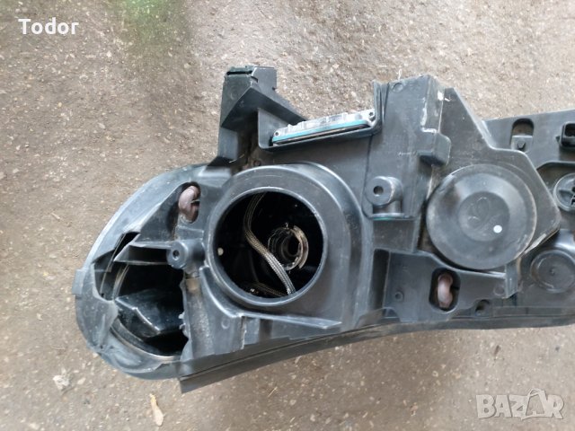 десен фар Toyota Proace LED XENON, снимка 2 - Части - 41424786