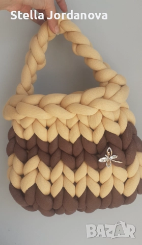 ✨ Ръчно изплетена чанта „Marshmallow“ ✨, снимка 2 - Чанти - 52221810