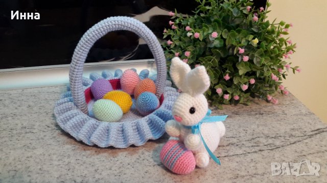 Великденски подаръци. Зайчето +7 яйцата в кошницата. Плетена играчка. Ръчно изработени., снимка 9 - Плюшени играчки - 40207405