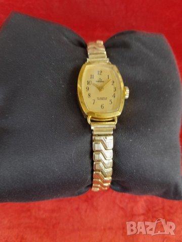 Стар дамски механичен часовник , снимка 1 - Антикварни и старинни предмети - 40667404