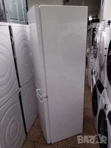 Като нов комбиниран хладилник с фризер Миеле Miele А+++ с две години гаранция!, снимка 6 - Хладилници - 53832764