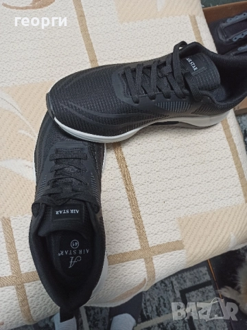 продавам маратонки 