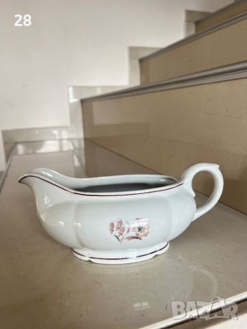 Порцеланова сосиера винтидж, снимка 1