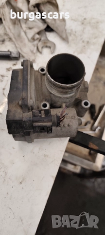 Дроселова клапа 03D 133 062 E Skoda Fabia II 1.2- 120лв