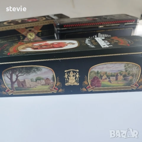 Сет 3 бр. метални кутии за уиски, снимка 8 - Антикварни и старинни предмети - 50777550