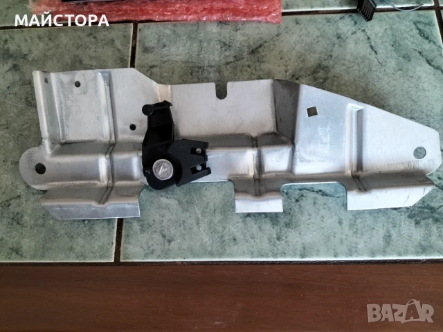 VW Bora седан - механизъм за  багажника