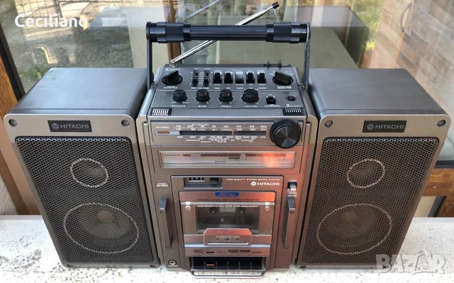 💥Hitachi TRK-9140E Голям,тежък и много свирещ на марката,Емблема!
, снимка 10 - Радиокасетофони, транзистори - 55774018