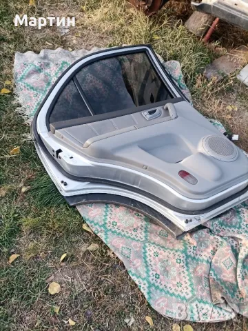 Задна лява оборудвана врата за Киа Соренто , снимка 4 - Части - 47881222