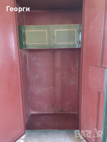 Метална каса, снимка 10 - Сейфове и каси - 47638359