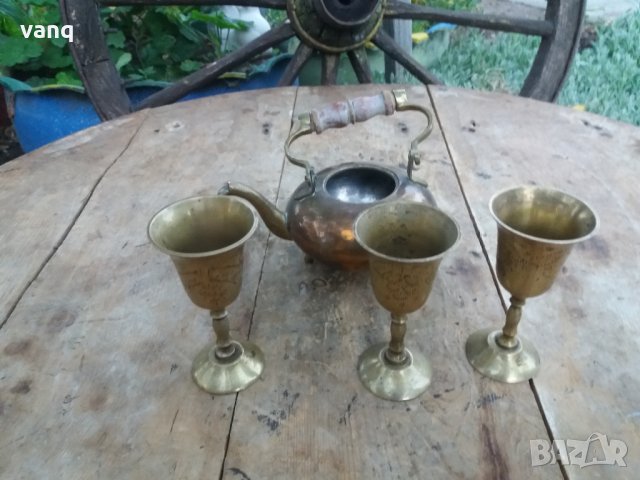Месингови чашки +чайник, снимка 2 - Антикварни и старинни предмети - 33961223