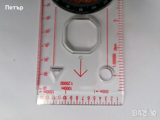Продавам нов туристически компас тип бусула с лупа и мащабни линийки, снимка 4 - Други спортове - 36294963