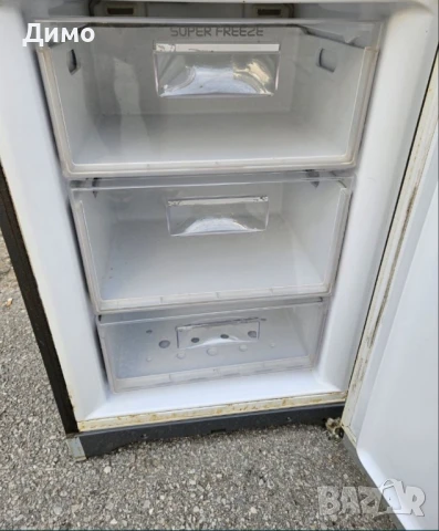 Хладилник с фризер ARISTON, снимка 4 - Хладилници - 51201016