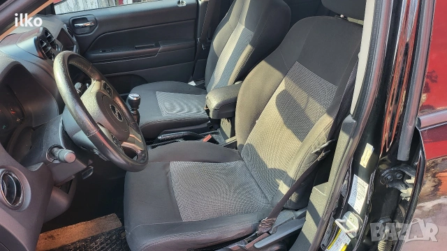 Седалки за Jeep compass 2012, снимка 4 - Части - 53339145