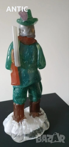 Фигурка на Стъклен Ловец, снимка 3 - Антикварни и старинни предмети - 53418417
