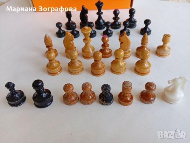 Табла и Шах, - Вратовтъзки "Албена" и др. маркови, - Зарове за Барбут ГДР, - Кокалени зарчета и др., снимка 9 - Други ценни предмети - 50077620