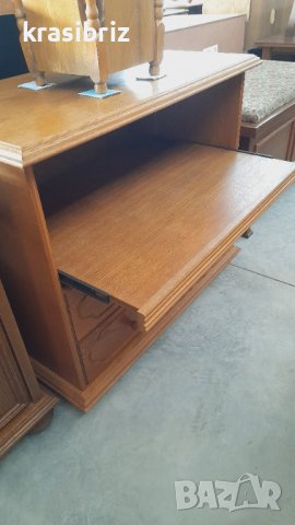 Масивен Тв.Шкаф внос от Германия , снимка 3 - Шкафове - 38692709