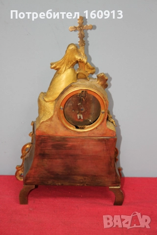 Позлатен бронз каминен часовник фигура жена религиозен кръст, снимка 9 - Антикварни и старинни предмети - 51451984