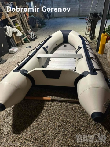 Лодка с двигател YAMAHA, снимка 3 - Воден транспорт - 52860429