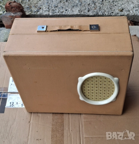 Антикварни грамофони-куфари Fonica, Petti, Молодежний и други, снимка 10 - Грамофони - 52830026