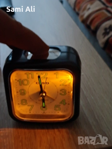 Оригинален будилник CASIO - Кварцов, с неонови цифри и осветление, снимка 5 - Антикварни и старинни предмети - 53683947