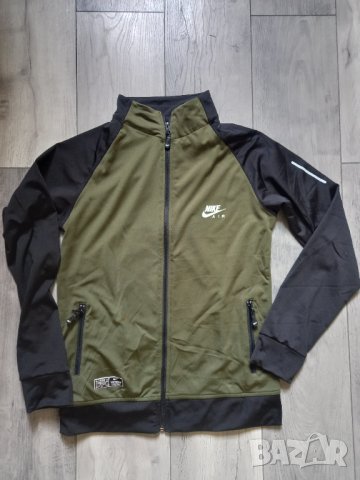 Nike - екип размер М, снимка 2 - Спортни екипи - 41486362