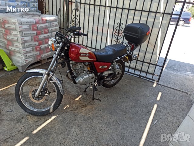 Мотоциклет SUZUKI GN125