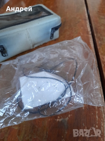 Стар уокмен Universum, снимка 9 - Антикварни и старинни предмети - 52215578