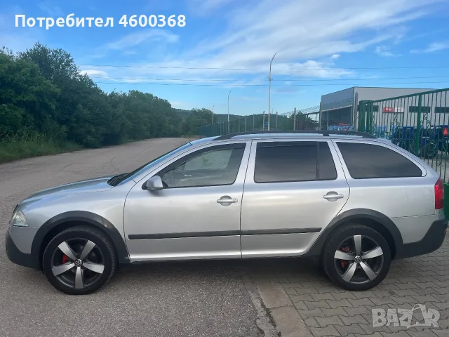 Skoda Octavia Scout 2.0TDI 140 BMM XENON, снимка 5 - Автомобили и джипове - 55747729