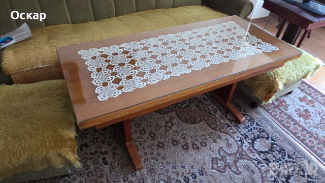 Маса холна дървена разтегателна + стъкло