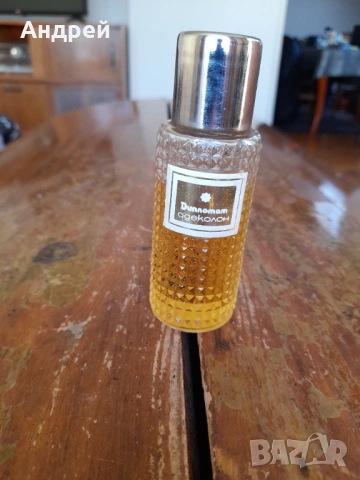 Стар одеколон Дипломат, снимка 2 - Други ценни предмети - 53786463