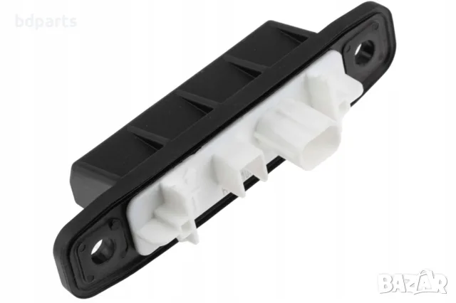 Бутон за отваряне на багажник, Toyota, Land Cruiser, Lexus LX, снимка 3 - Части - 56141813