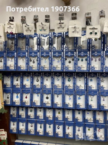 Swarovski - Оригинал Австрия, снимка 2 - Колиета, медальони, синджири - 53192372