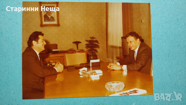 РЕДКАЖ!! НРБ Голям  стар луксозен албум със стари снимки на министри , снимка 6 - Колекции - 44570020