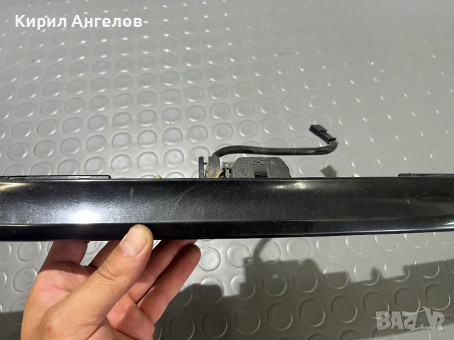 Лайсната на багажника за BMW E46 Комби (фейс), снимка 4 - Части - 50977227
