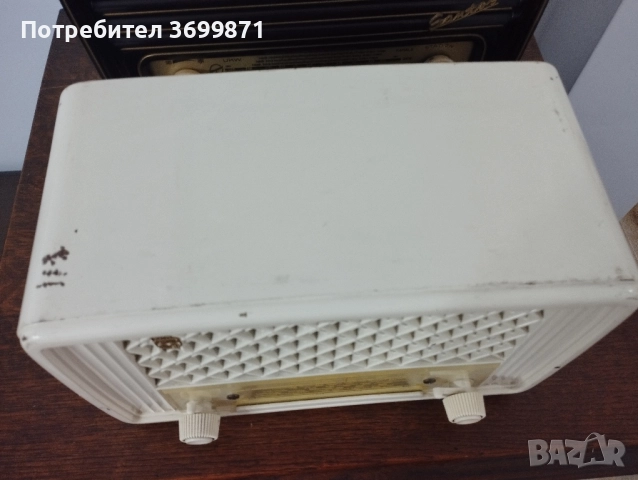 Старо радио Филипс., снимка 2 - Антикварни и старинни предмети - 52420143