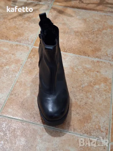 Боти от естествена кожа , снимка 2 - Дамски боти - 48906567